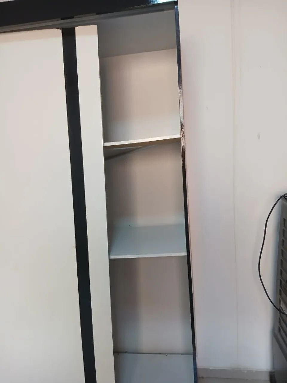Guarda-roupa solteiro