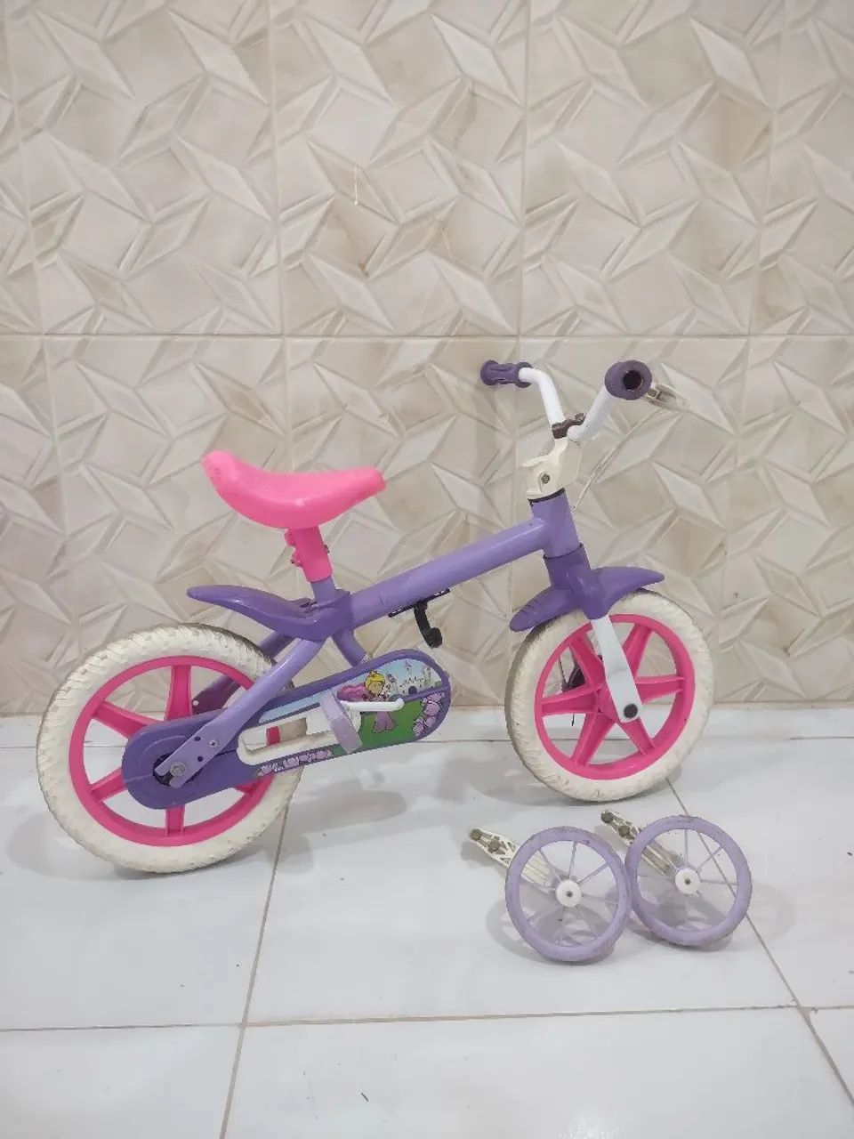 Bicicleta infantil aro 12 - Foto 2