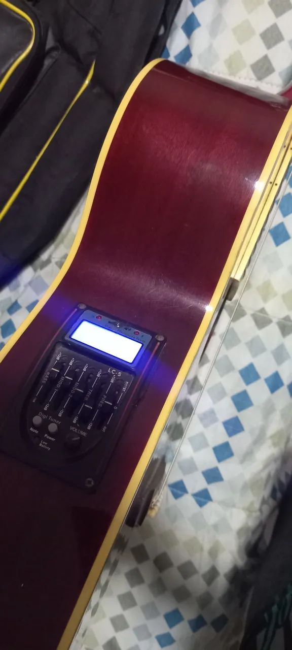 Violão elétrico profissional. Pra vender hoje.. - Foto 5