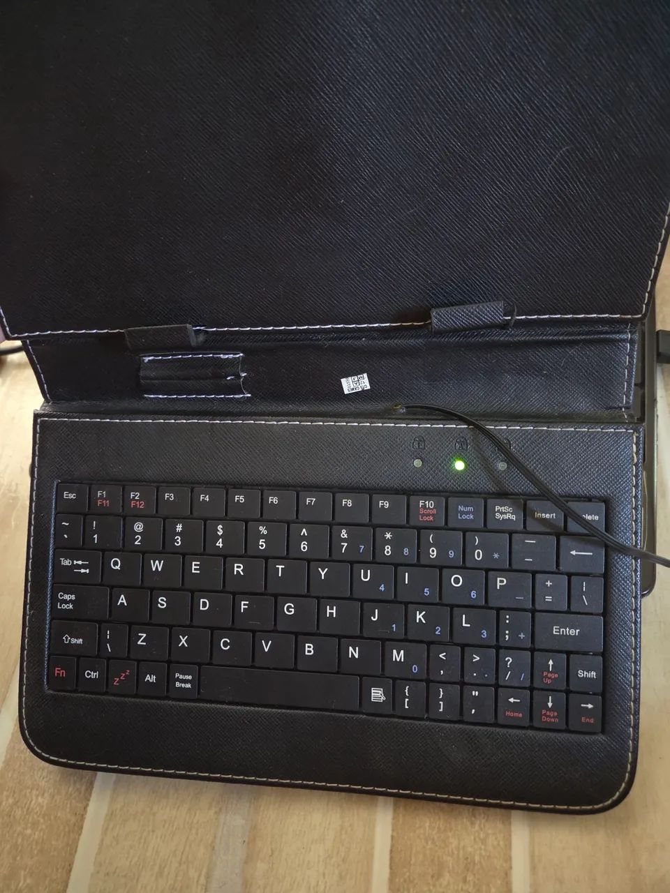 Teclado portátil com case