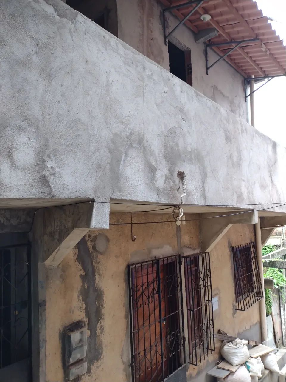 Casa no Lobato com 03 suítes e um quarto e uma cobertura. - Foto 3