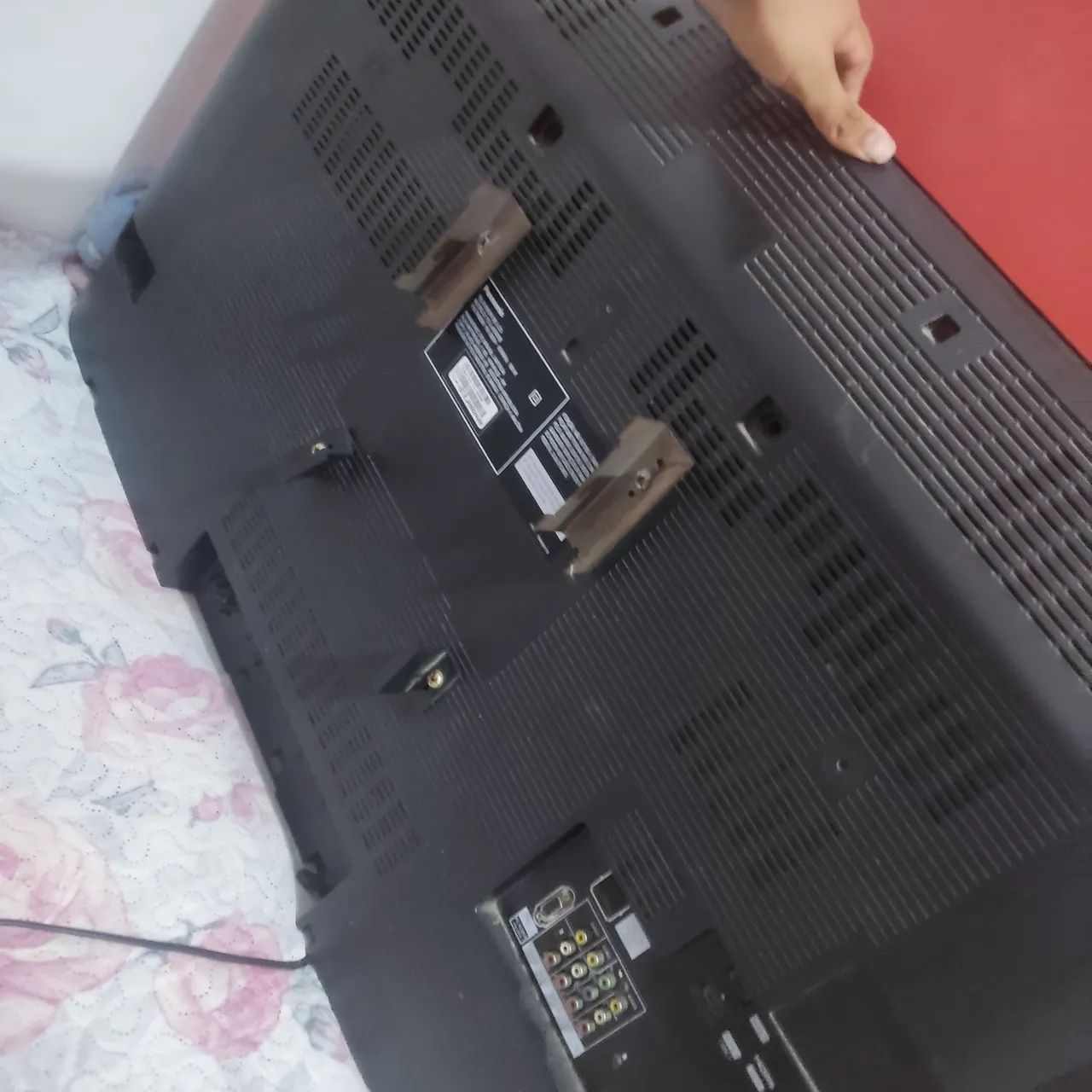 Vendo tv Panasonic 42 polegadas muito boa ideal pra colocar só seu quarto não é smart  - Foto 4