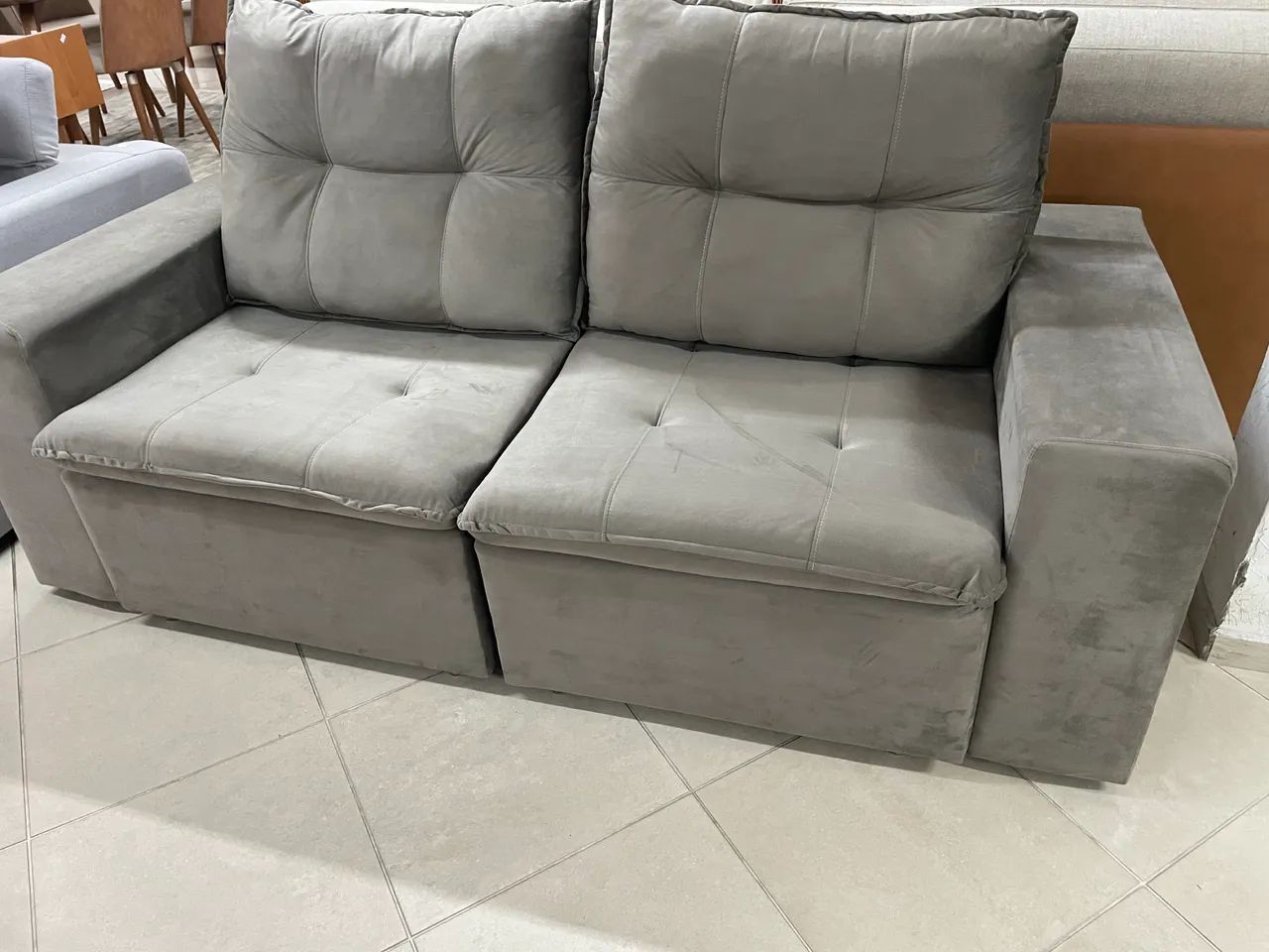 Sofá 2 metros novo,alta qualidade ?