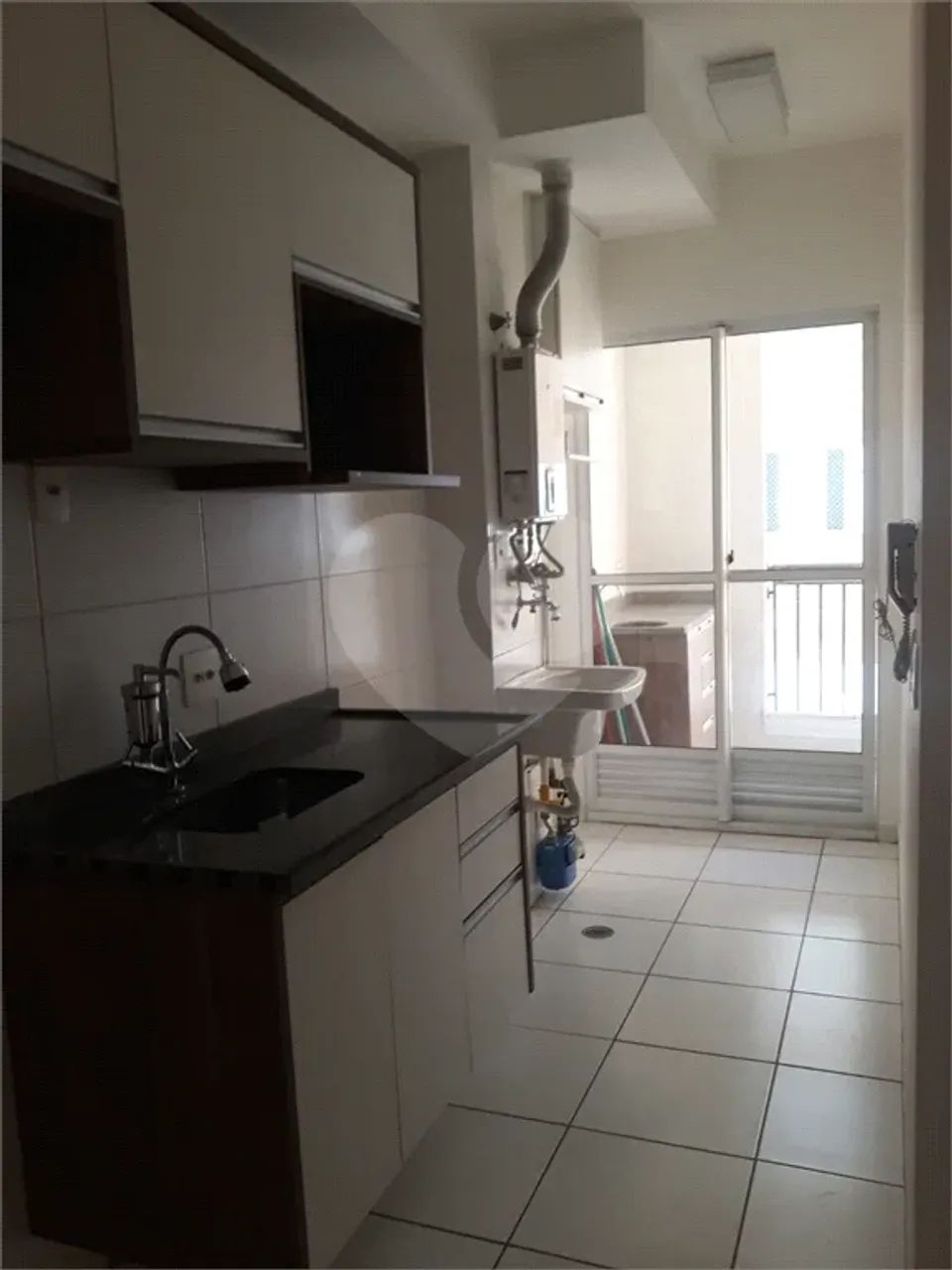 Apartamento Mobiliado com Móveis Planejados em Todos os Cômodos! - Foto 3