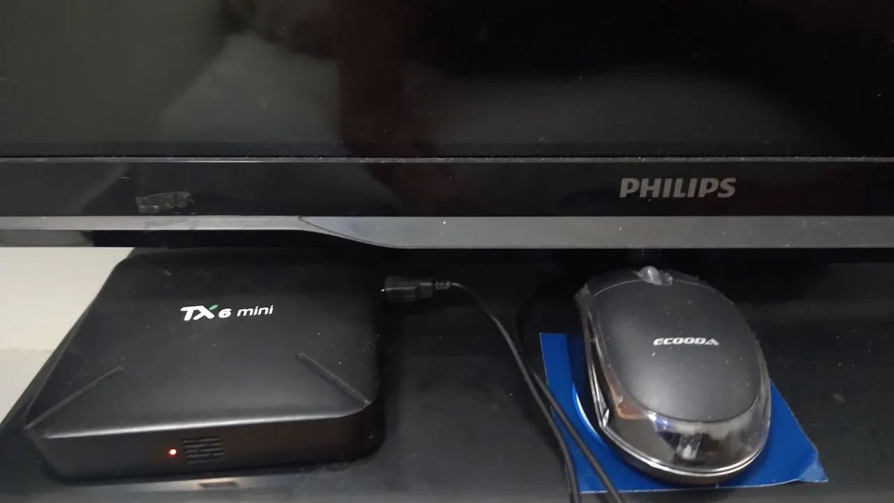  TV Philips 42" LCD Full HD - Foto 4
