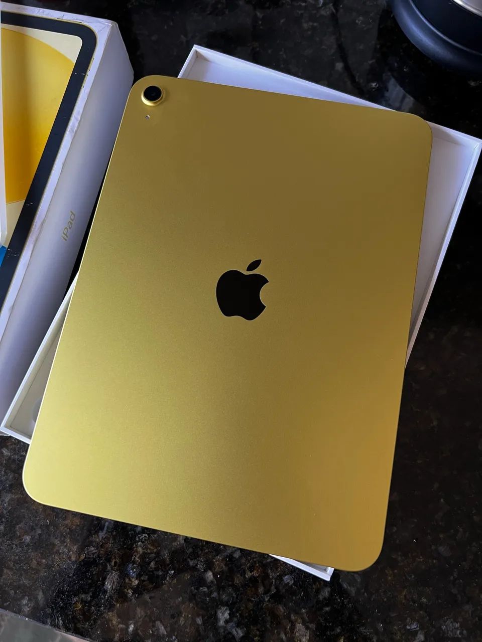 iPad 11 A16 - Amarelo