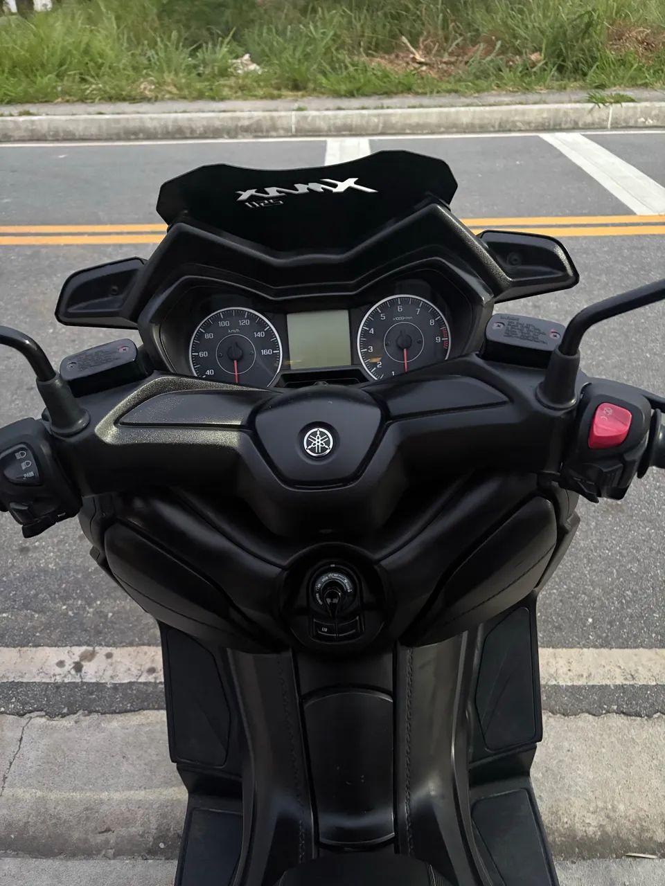 Xmax 250