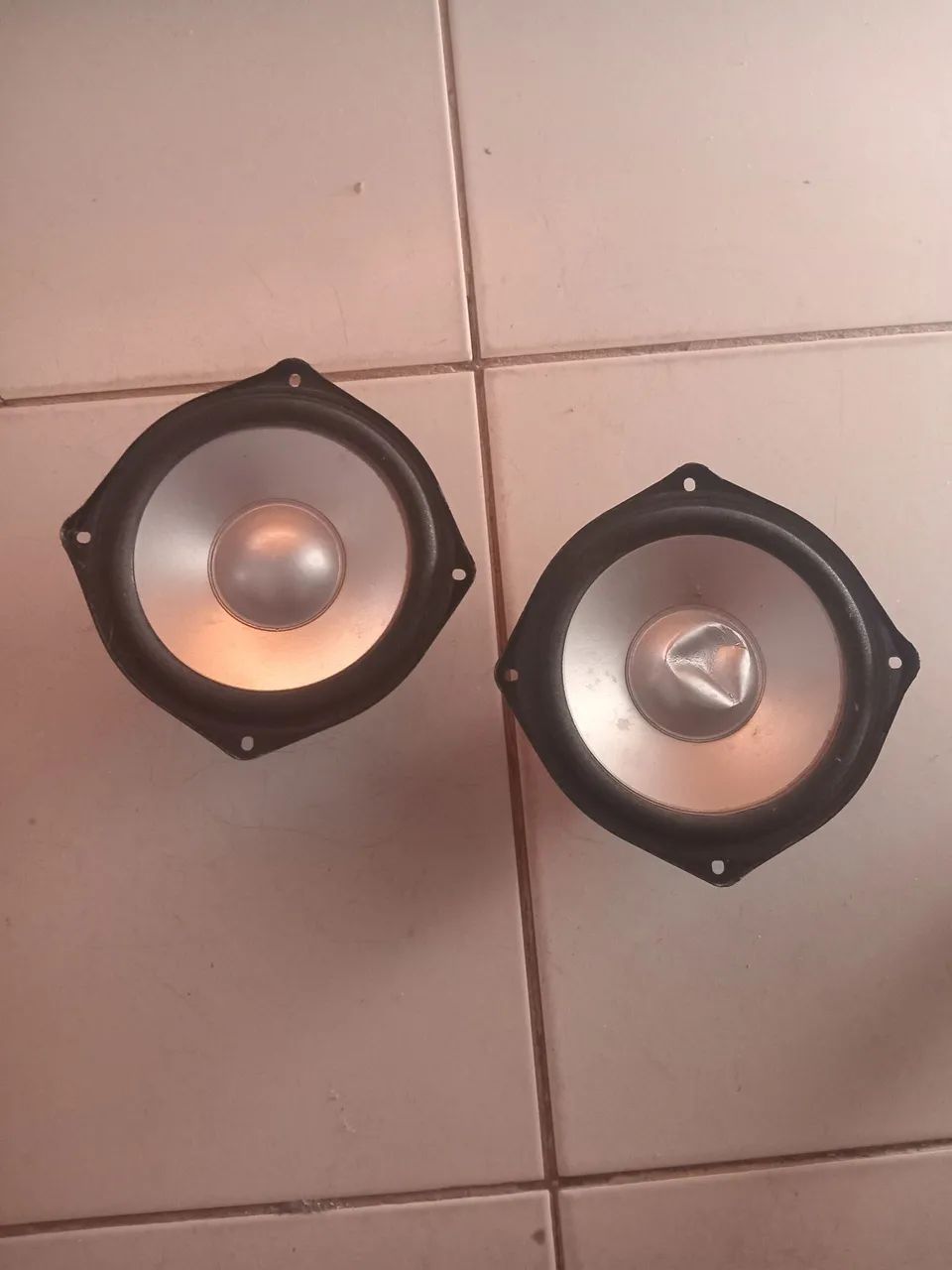 2 fones