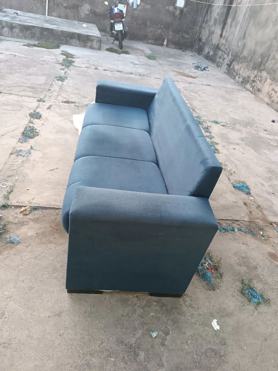 Vendo sofar de 3 lugares - Foto 2