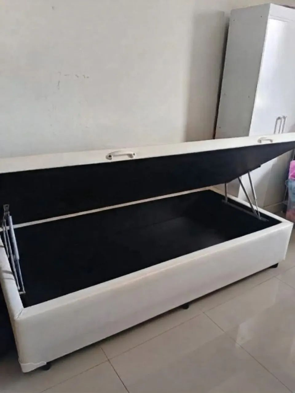 Cama box de solteiro 