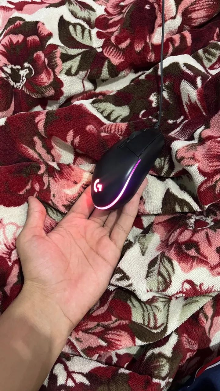 Mouse logitech g203