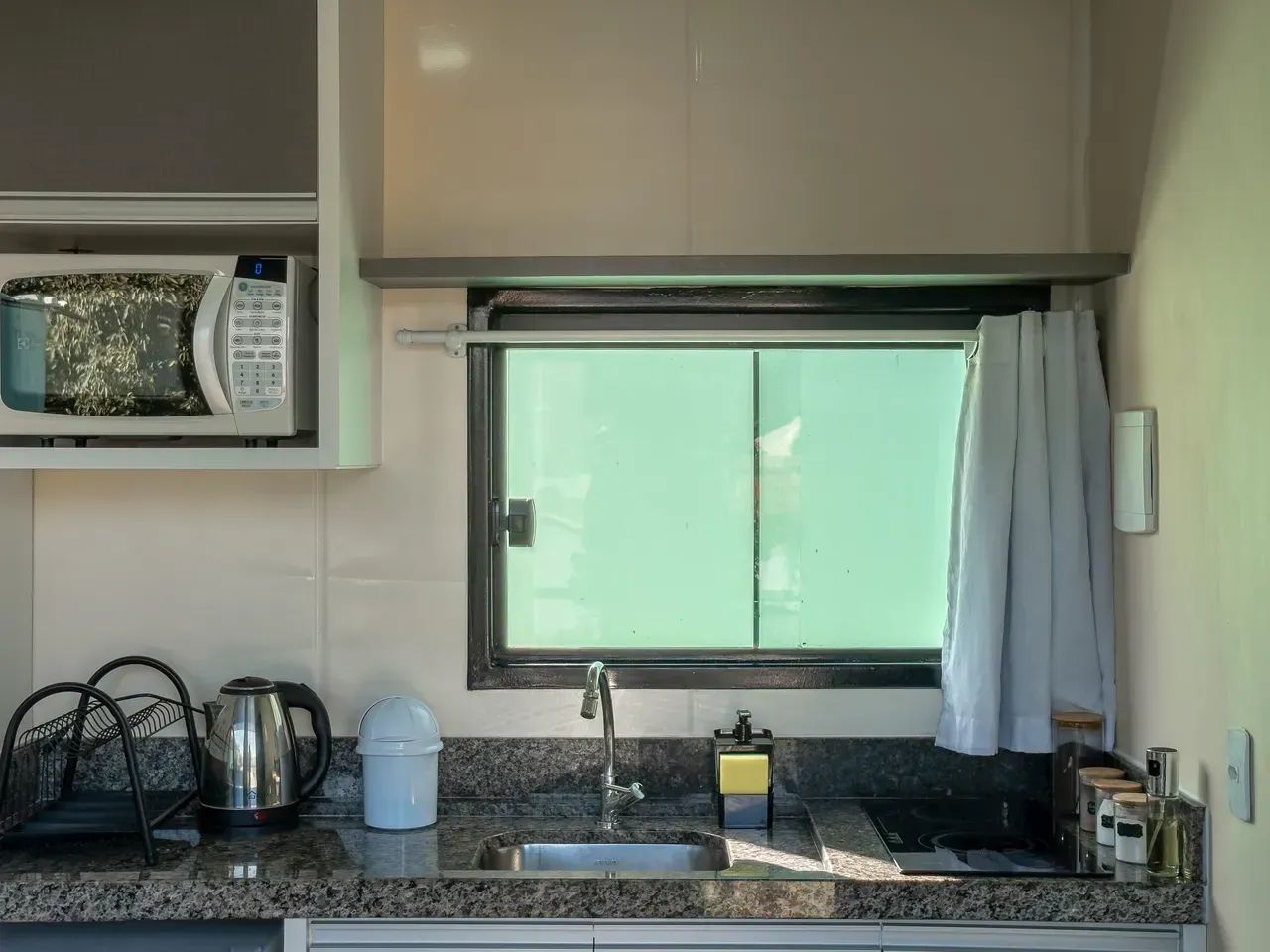 Cacupé | Studio 100% Mobiliado - Sem Fiador Sem Caução - 1 Quarto em localização tranquila - Foto 4