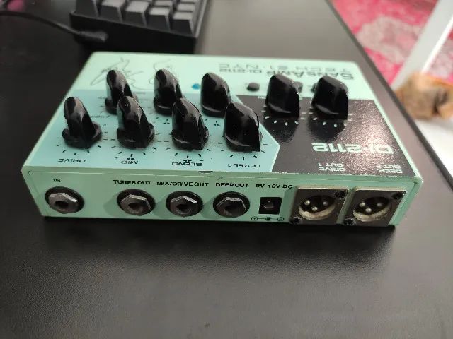Pedal Preamp Tech 21 Di 2112 Geddy Lee Signature Sansamp