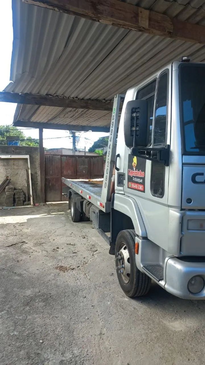Reboque Ford cargo 712 - Foto 2