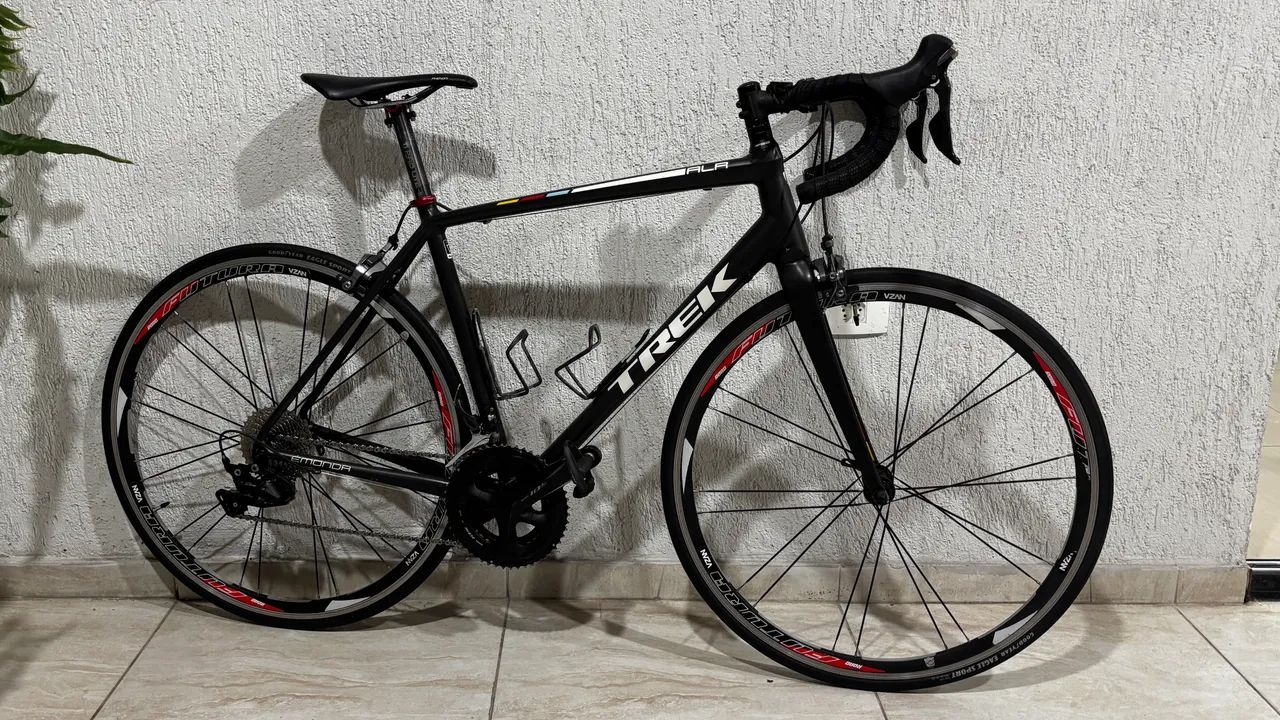 Bicicleta Speed Trek Emonda