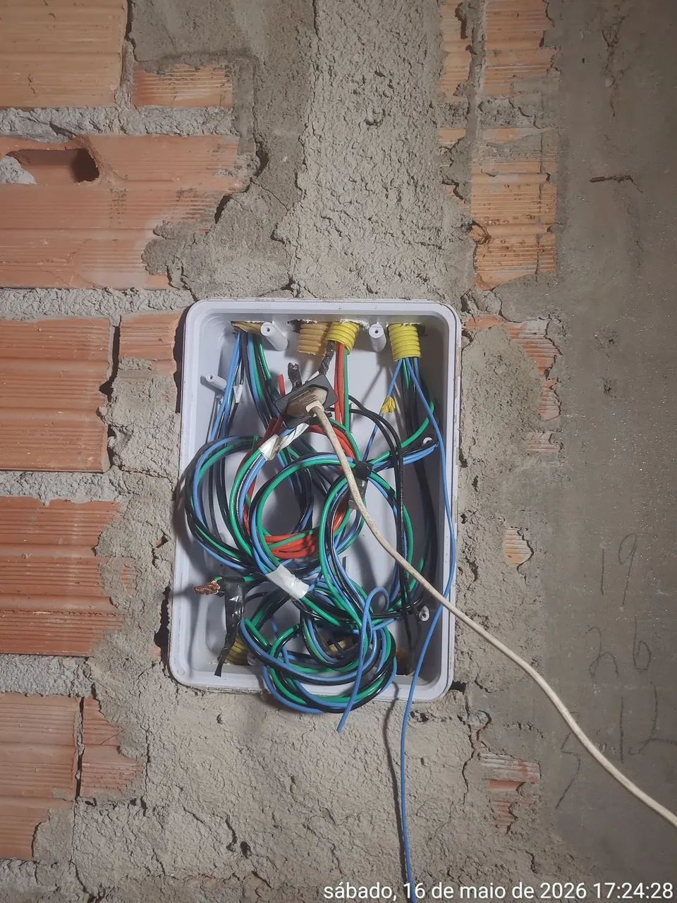 ELETRICISTA PROFISSIONAL  - Foto 2