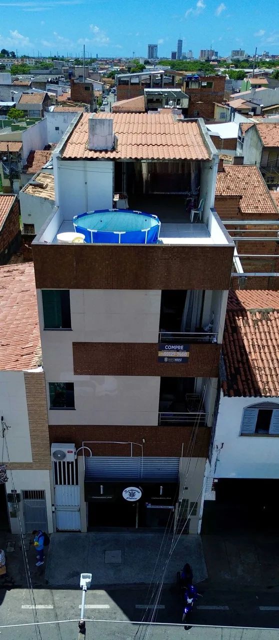 Prédio Comercial e Residencial na Rua Paraíba [3947]