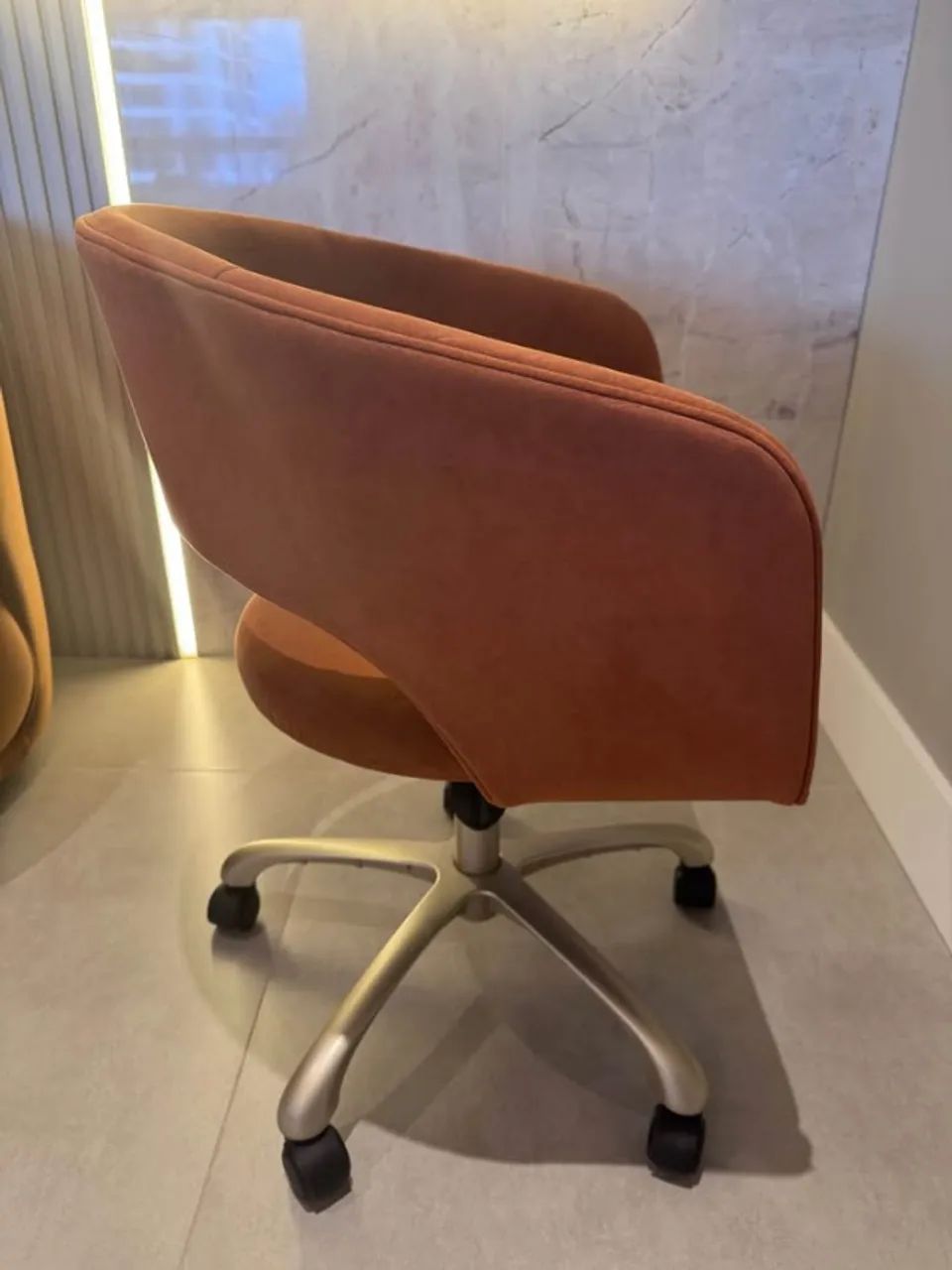 Cadeira giratória - Foto 2