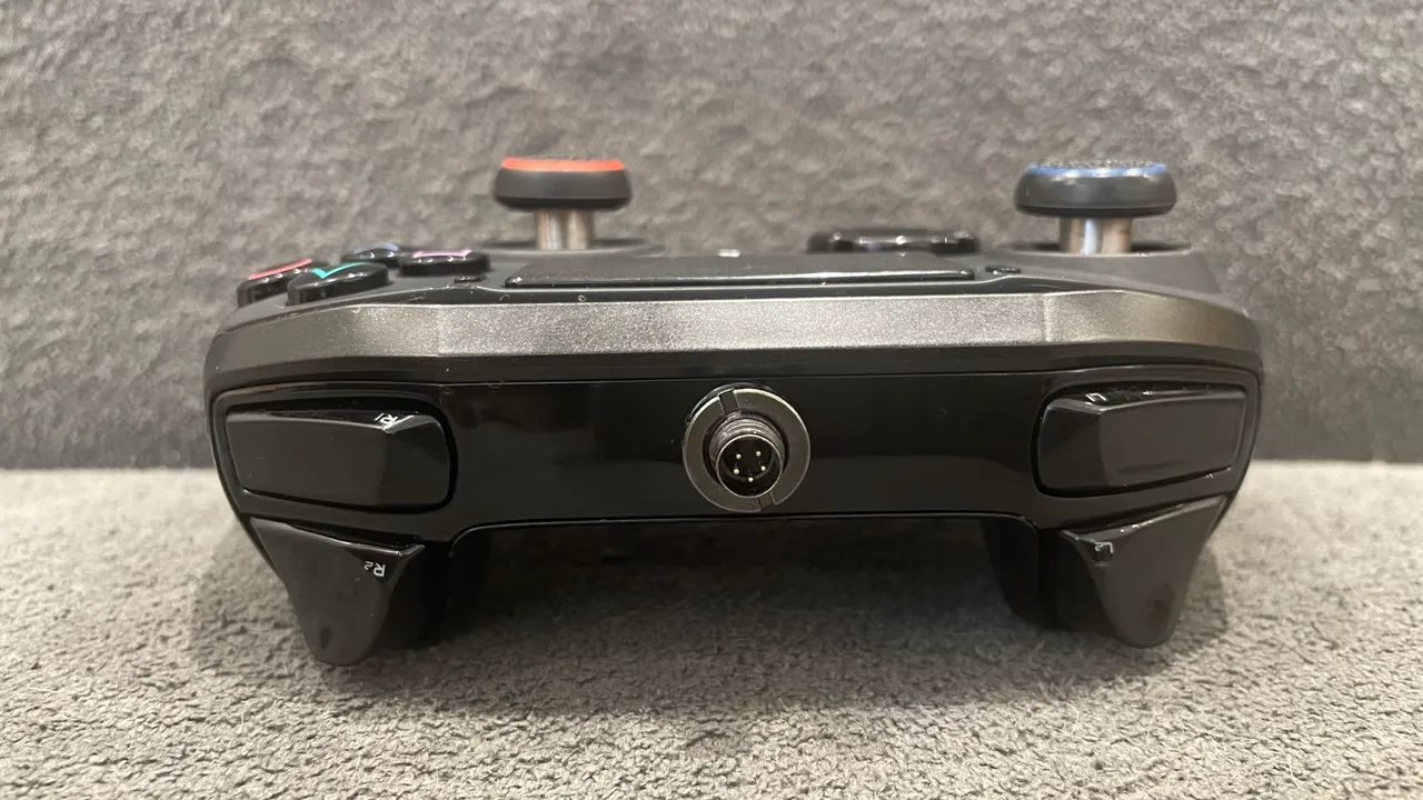 Joystick Nacon Revolution Pro Controller para PS4 - Foto 4