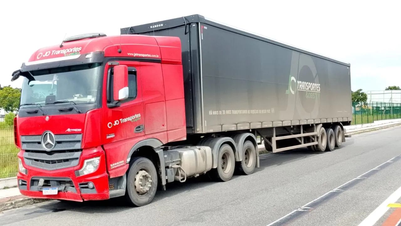 MB Actros 2651 6X4  - Foto 2