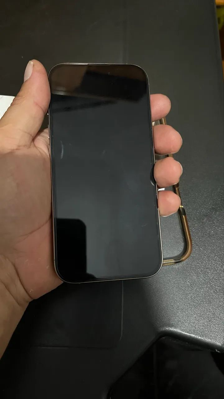 iPhone 16 pro 256 GB - Foto 3