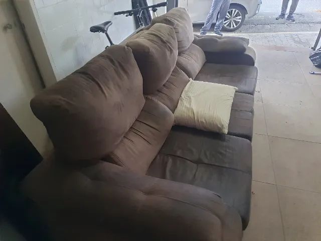 GRATUITO!! Sofa 3 lugares  - Foto 4