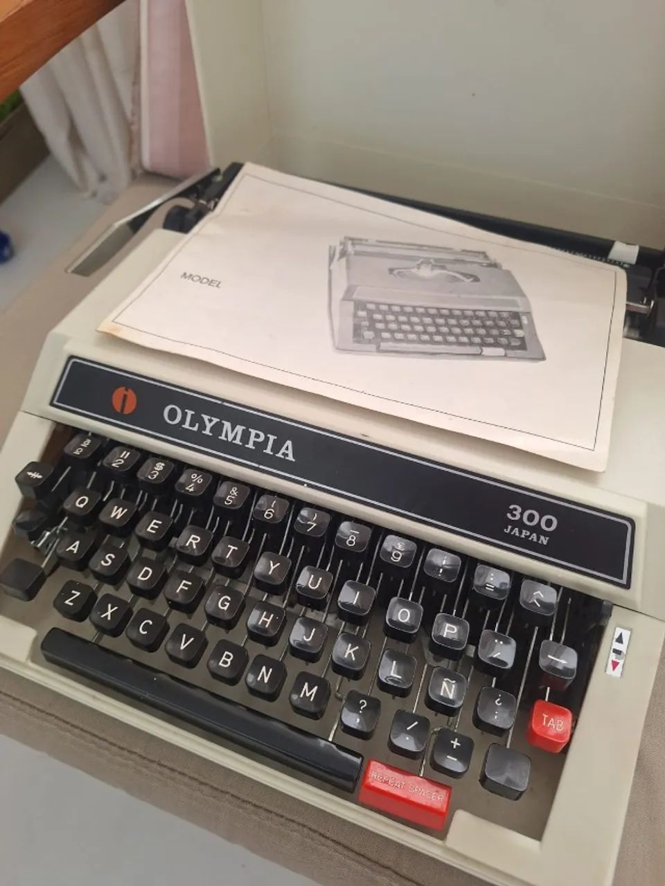 Máquina de escrever Olympia  - Foto 2