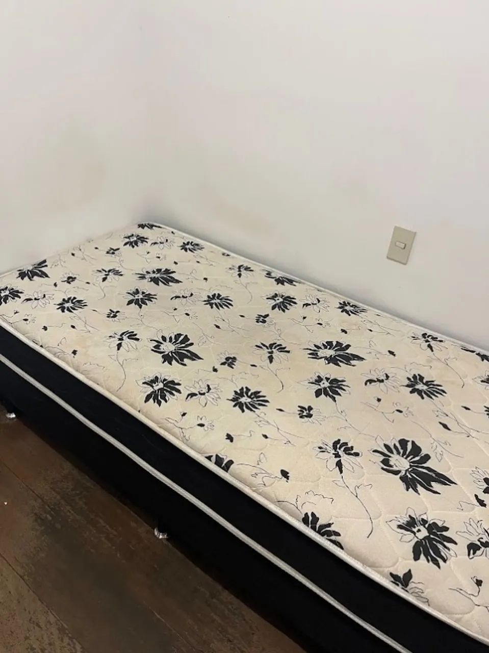 Cama box conjugado