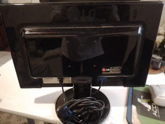 Monitor LG Flatron W1941S  - Foto 3
