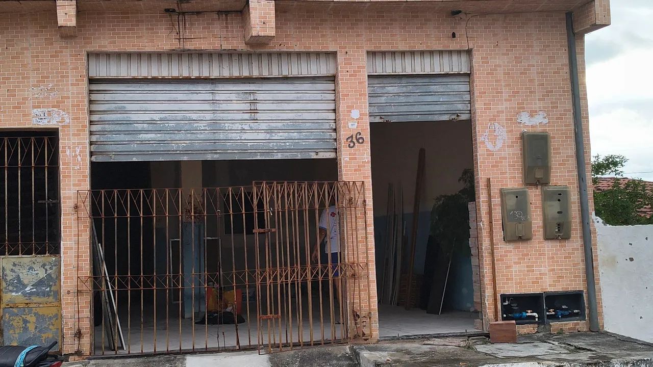 Casa Para Alugar no Conjunto dos Policiais 