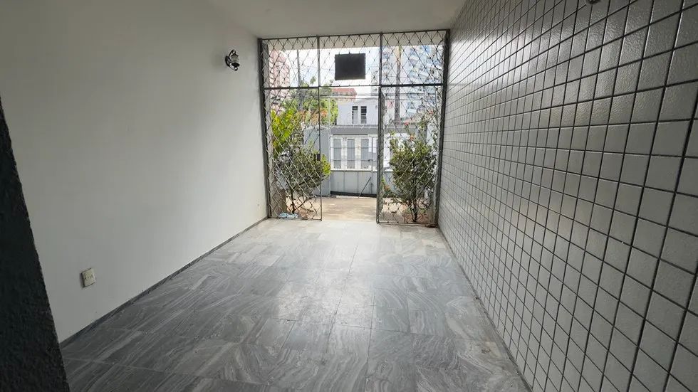 Casa comercial com 5 quartos e 4 suítes na Rua Tibúrcio Cavalcante - Foto 5