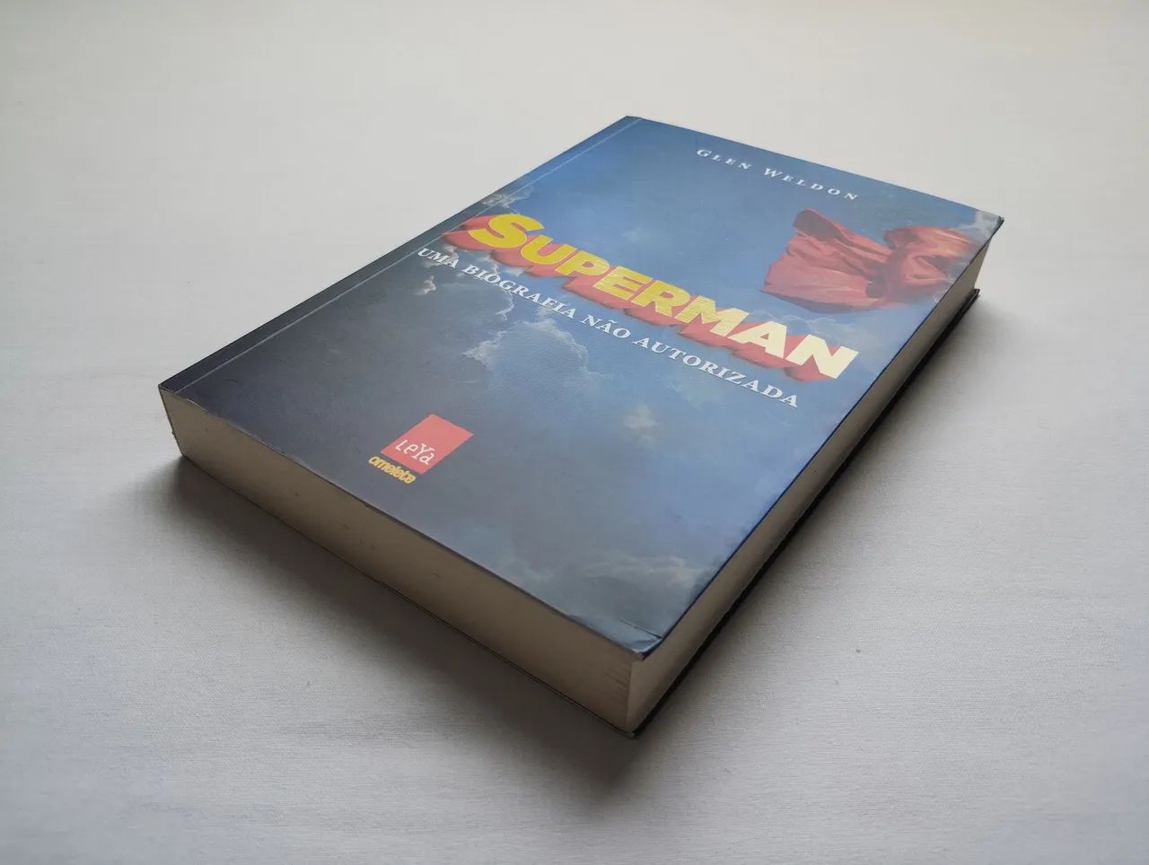 Superman: Uma Biografia Não Autorizada, Glen Weldon, Editora Leya - Foto 3