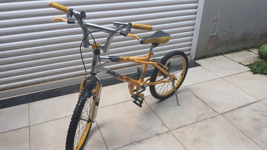 Bicicleta DNZ aro 20 - Foto 2