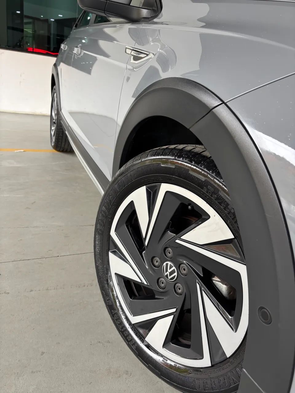 Volkswagen Nivus Highline 1.0 200 TSI Flex AUT 2025 - Foto 3