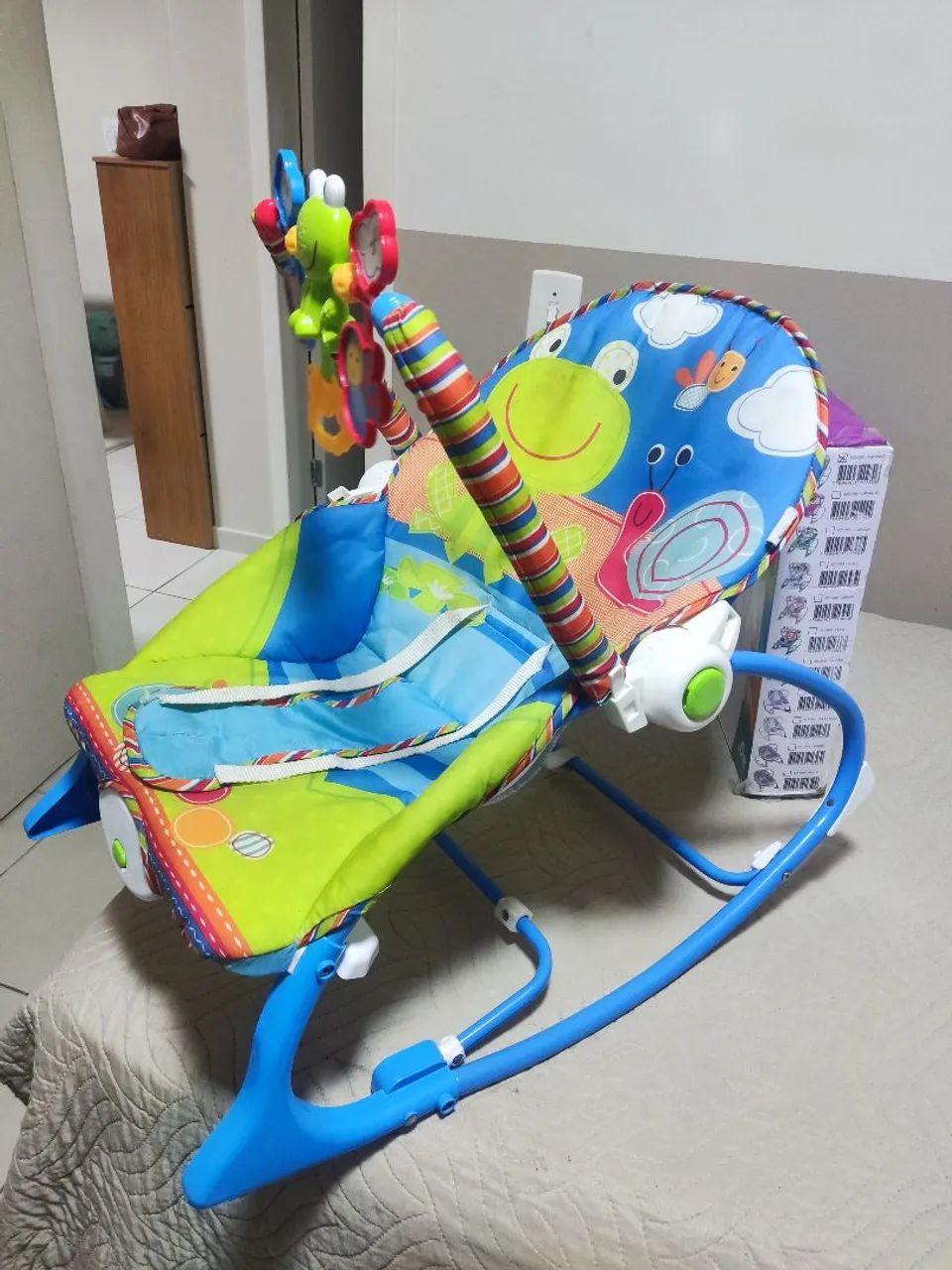Cadeirinha de apoio massageadora - Foto 3