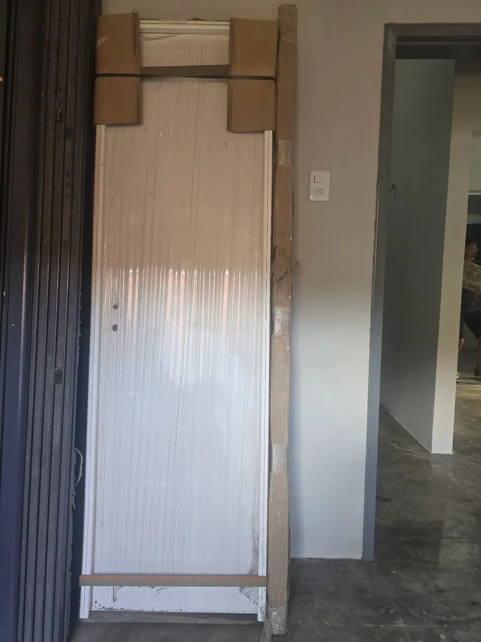 Porta branca 2,10 x 0,60