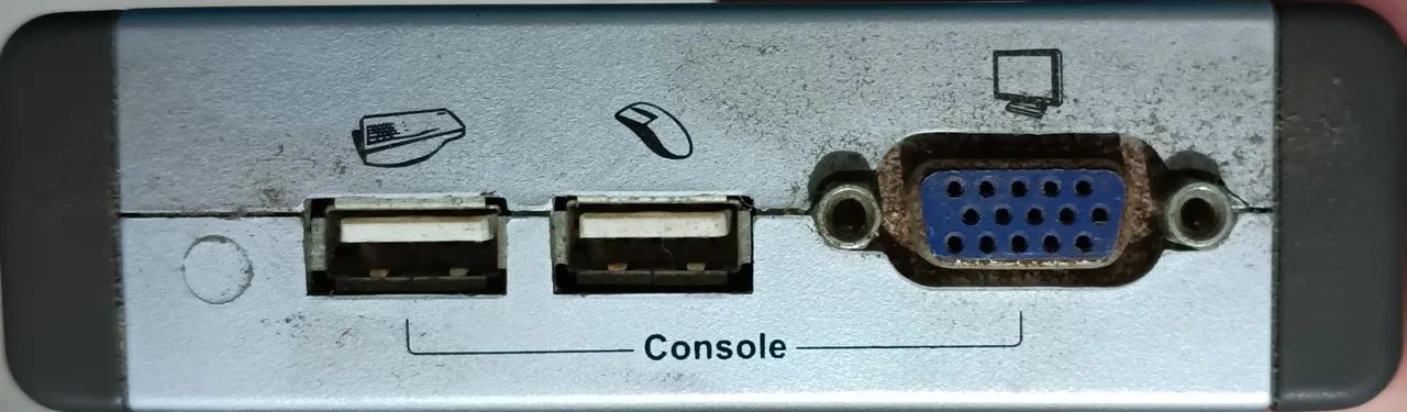 Chaveador Switch Kvm 4 Portas Vga Mouse Teclado - Foto 5