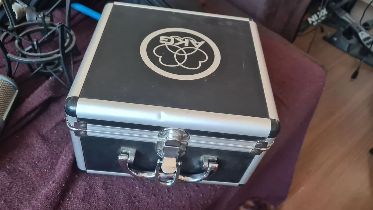 Microfone Condensador AKG P 220 - Foto 5