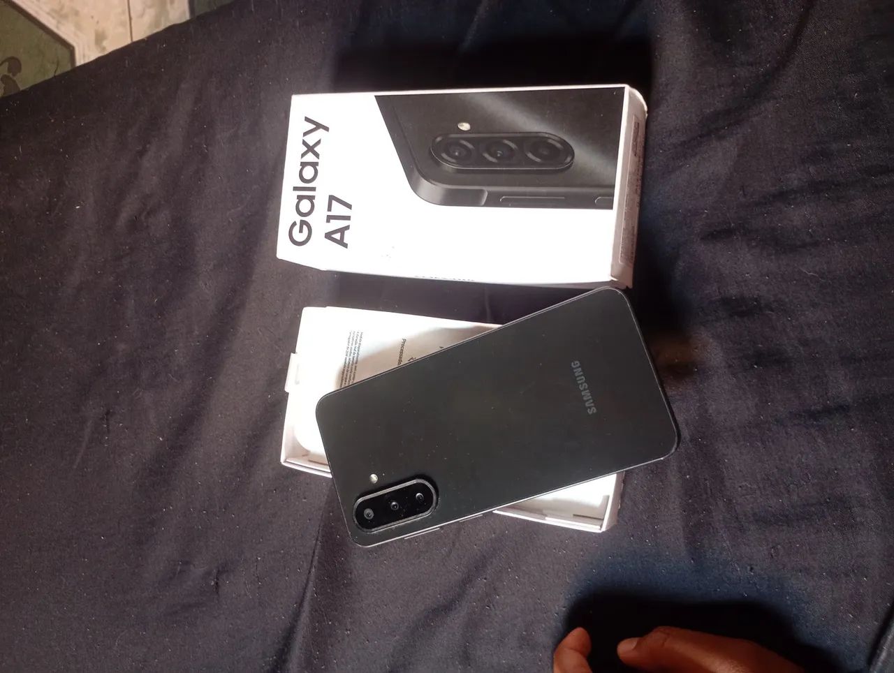 Samsung A17 - Foto 2