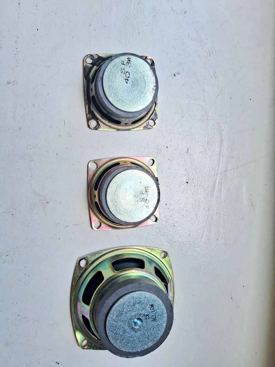 3 alto falantes 1 de 3 polegadas 2 de 1,5 polegadas usados semi novos - Foto 3