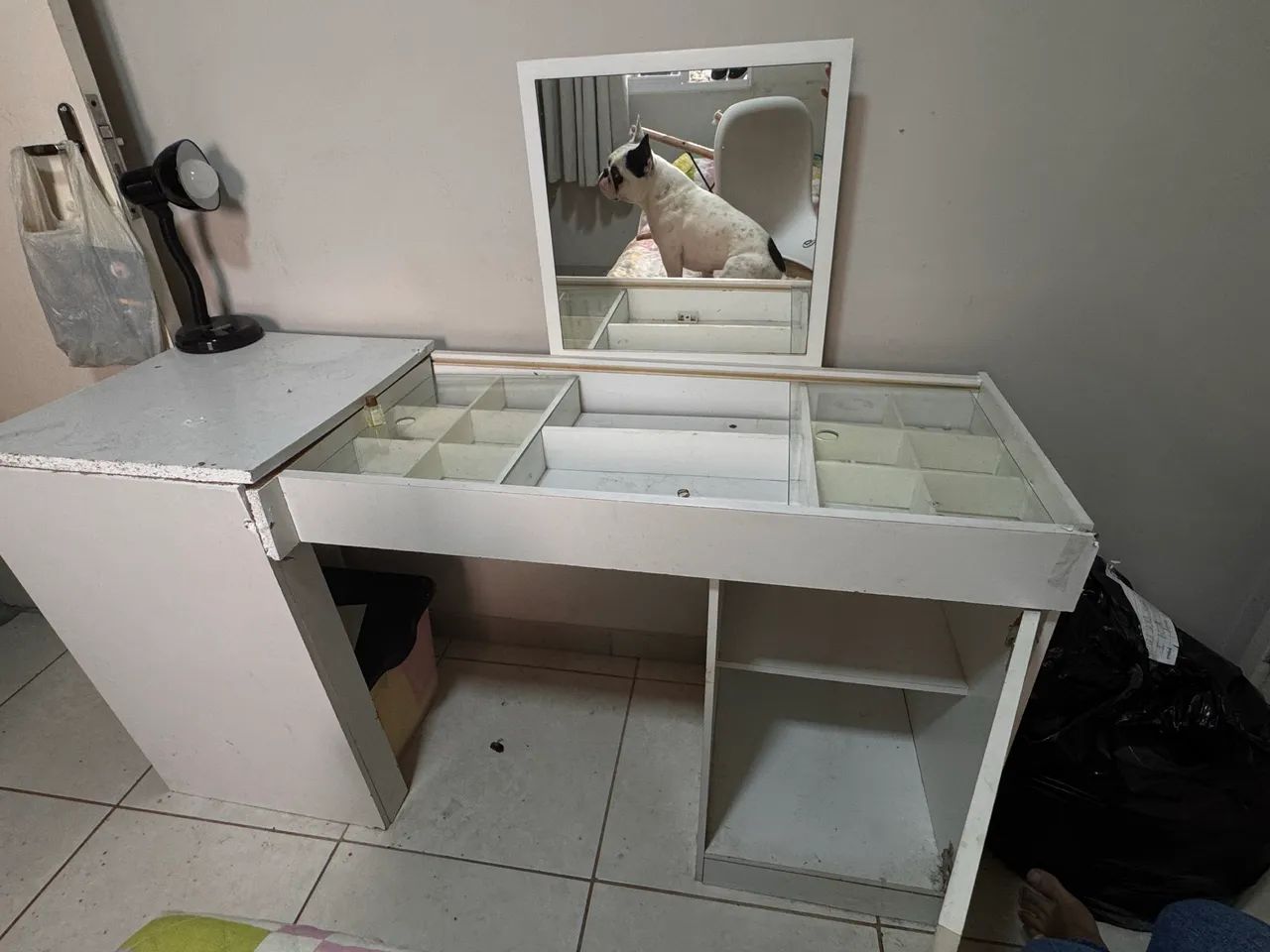VENDO PENTEADEIRA COM ESPELHO