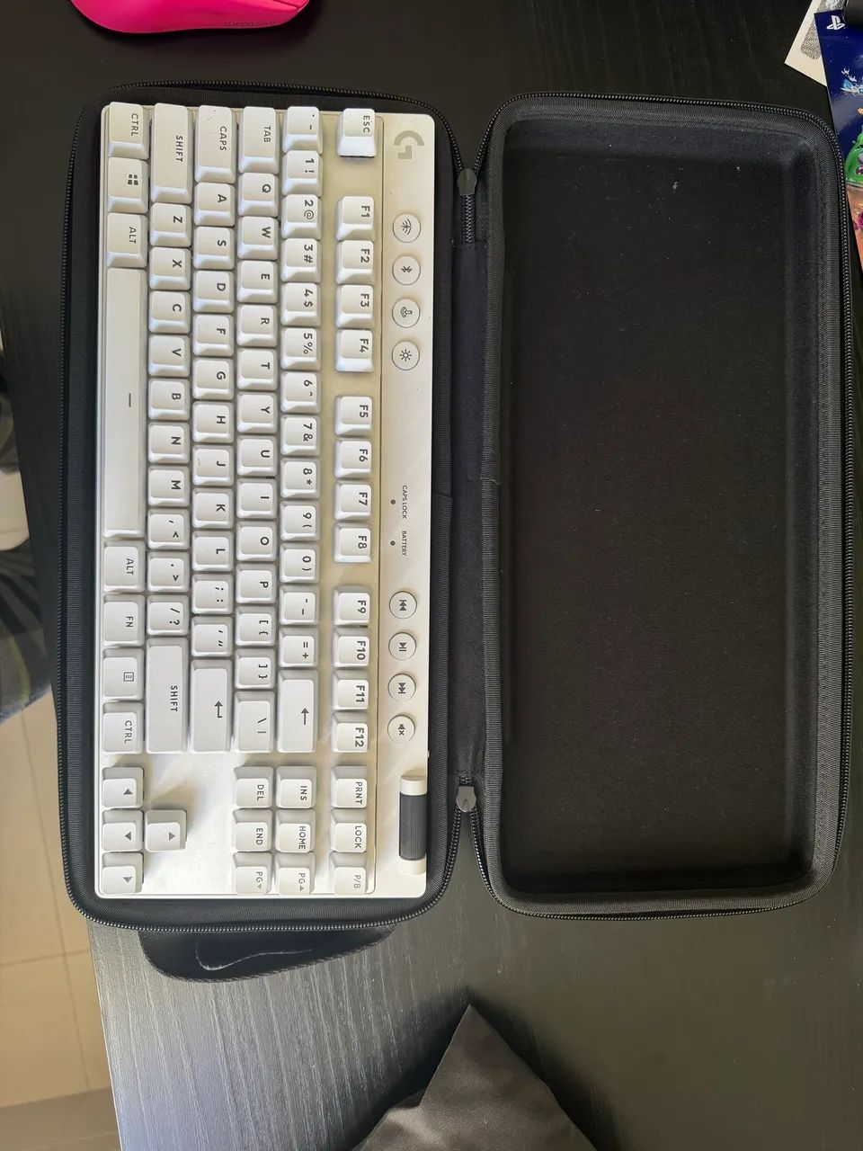 Teclado mecânico Logitech G Pro X TKL - Foto 2