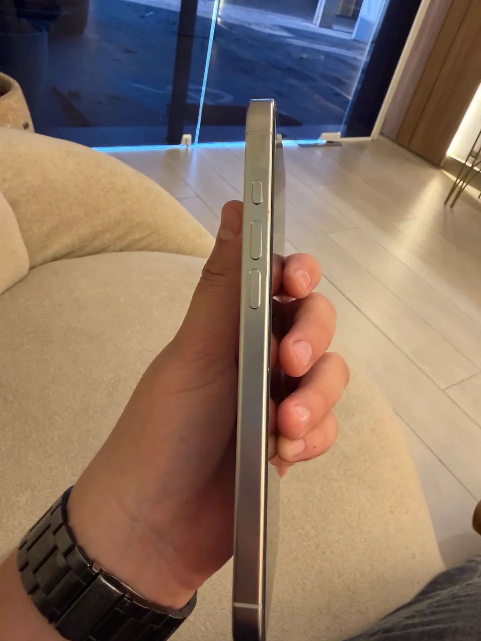 iPhone 16 pro max 256 100% bateria  - Foto 4