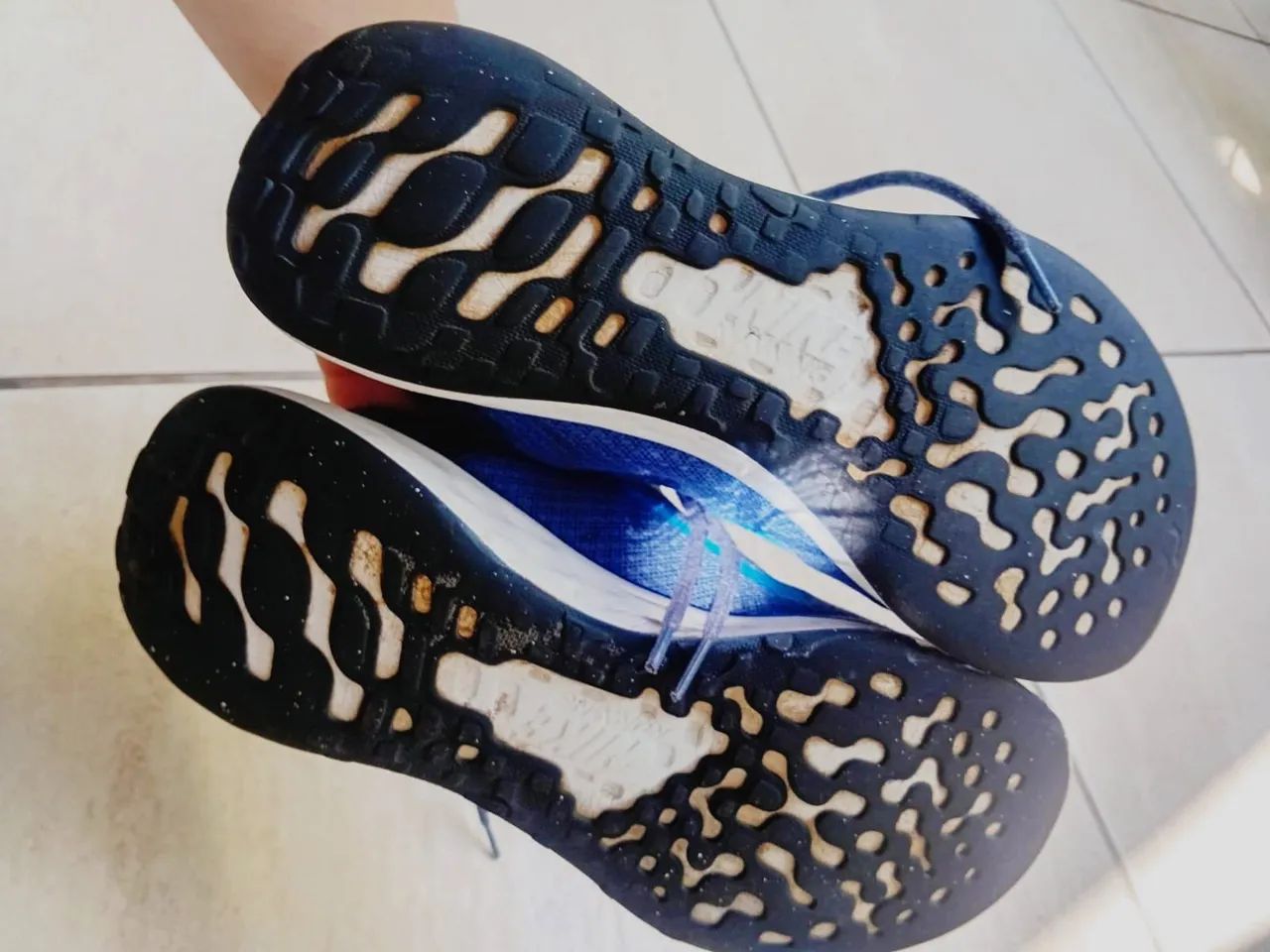Tênis Nike revolution n36 original em ótimo estado 75$  - Foto 4
