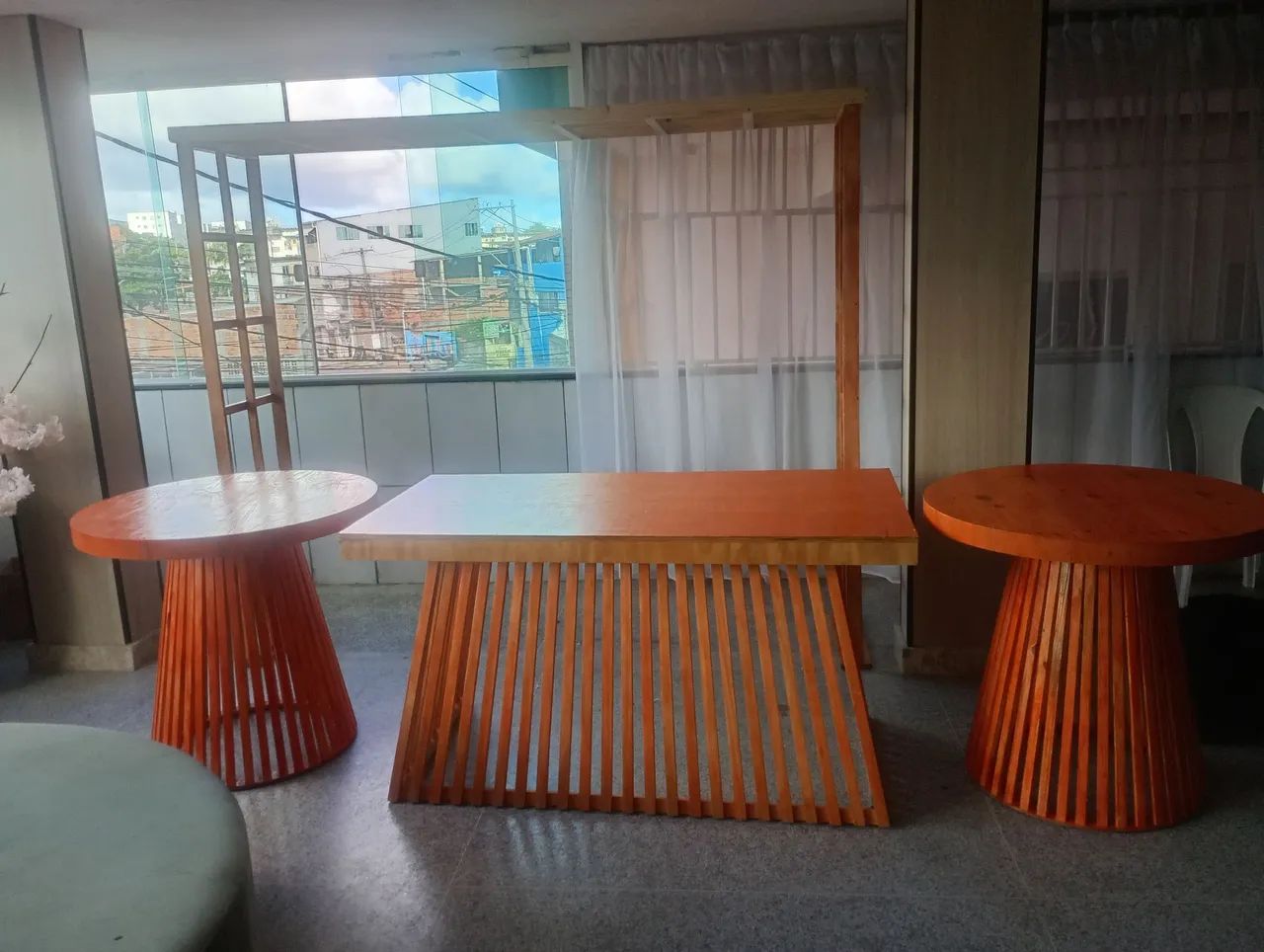 Mesa Ripada Retangular para Decoração de Festas - 1,60m<br>Mesa Retangular Ripada - Foto 4