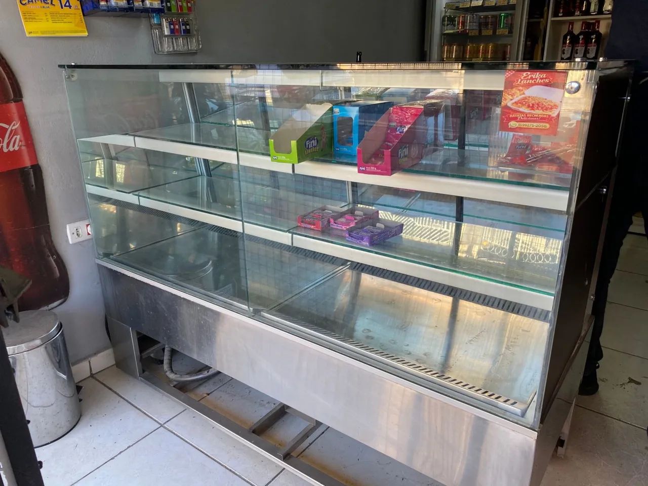 Balcão Expositor Refrigerado / Vitrine para Lanchonete e Comércio - Foto 2