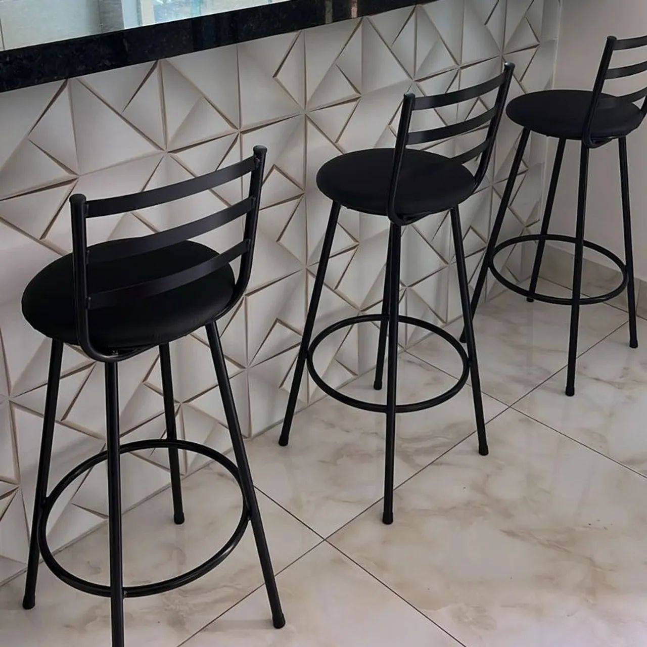 Banqueta  clássica de ferro