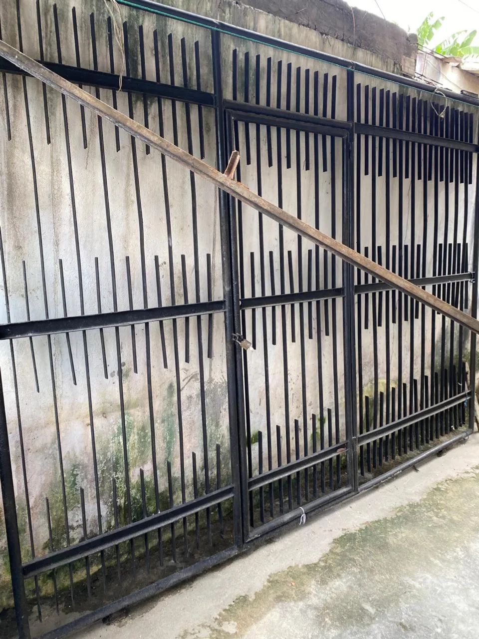 Iron Gate442917549748398082