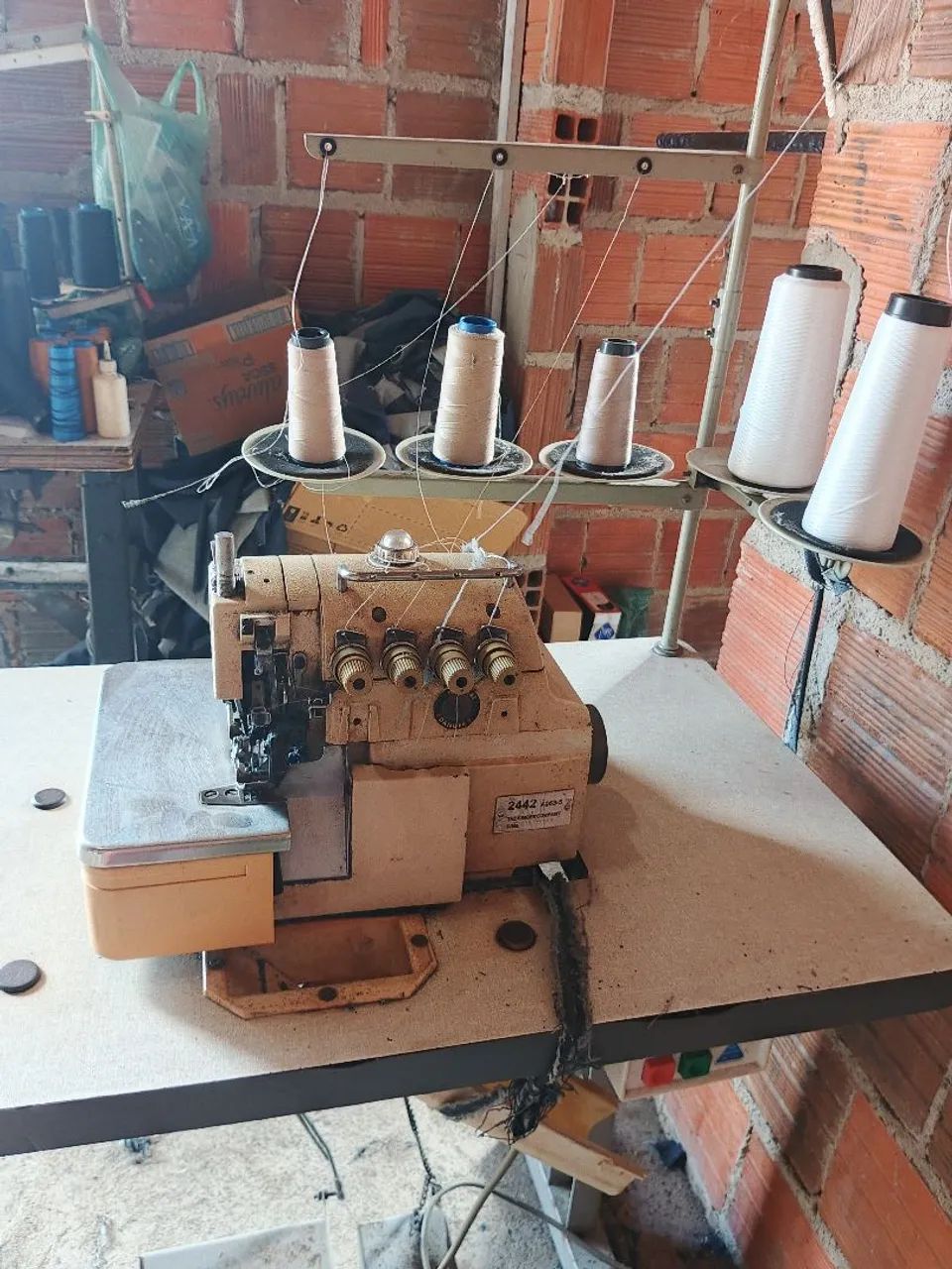Máquina interloque 