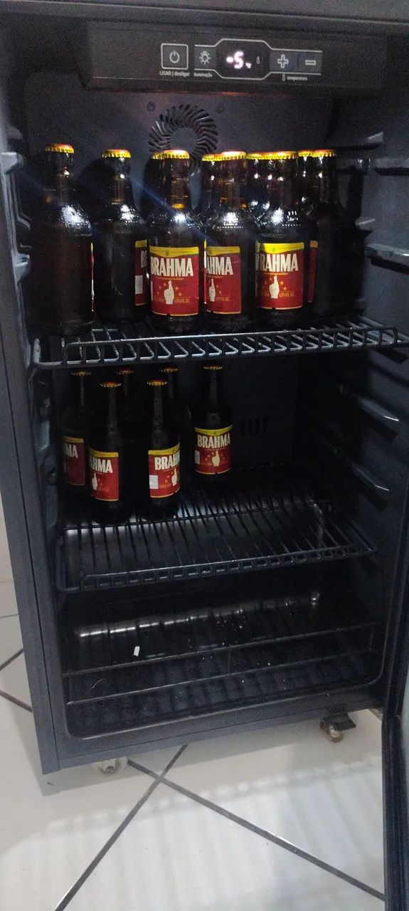 Vendo cervejeira midea